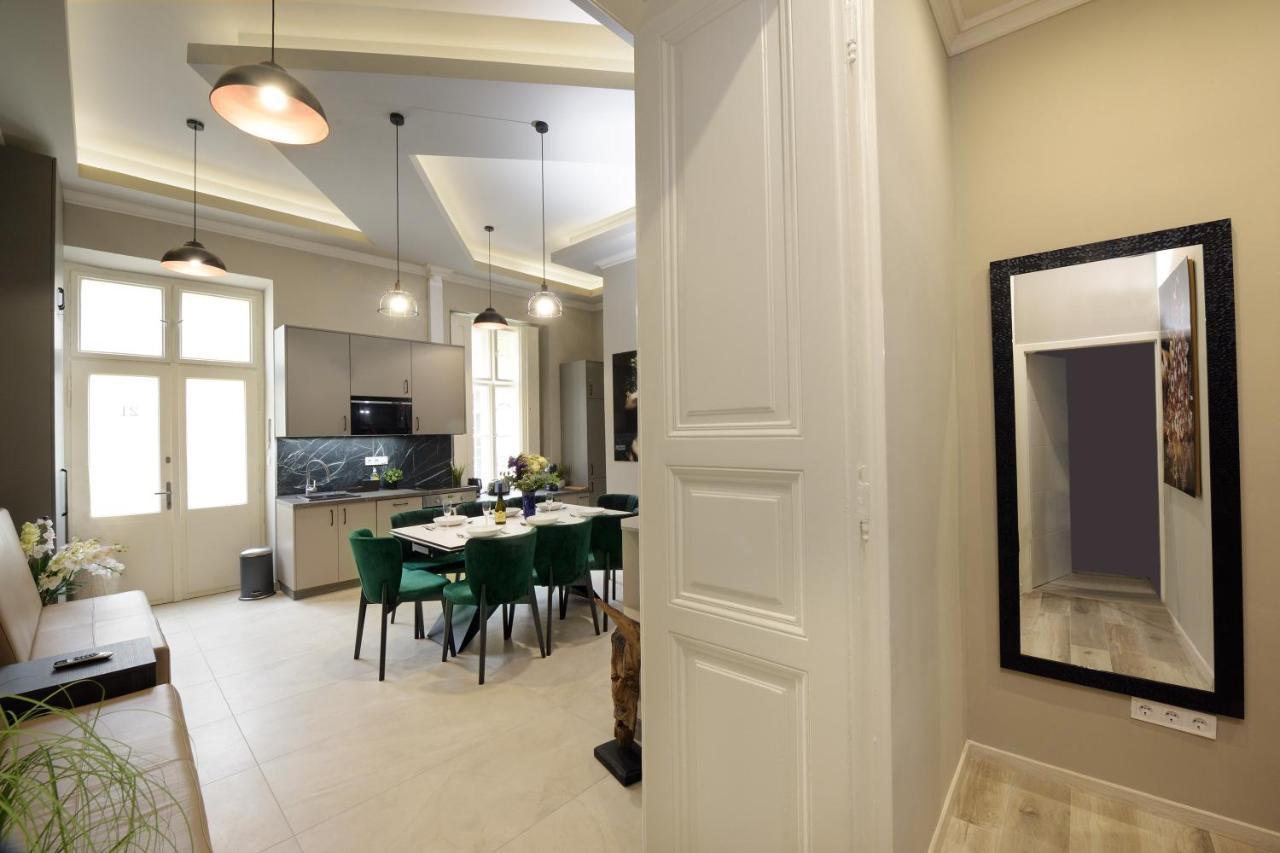 Orangehomes High Class 4 Bedroom Apartment Budapest Exterior photo